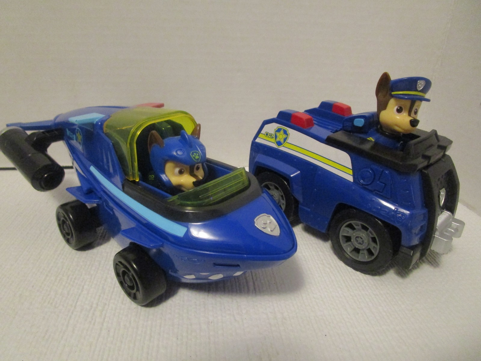 Paw Patrol Chase Rescue Police Cruiser & Air Patroller Jet Plane with 2 Figures
