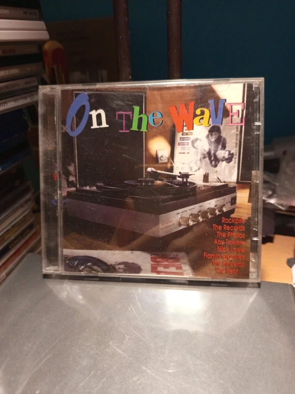 On the wave (2CD)