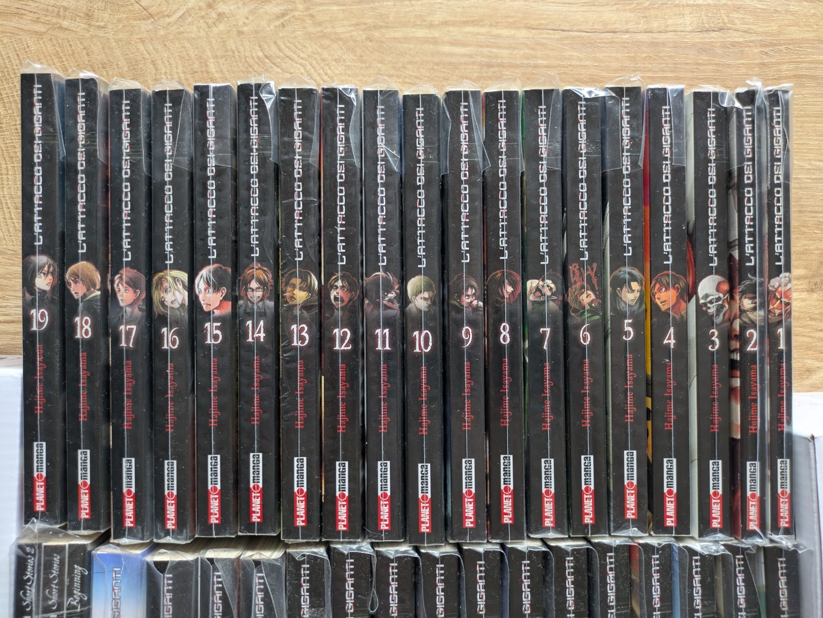 ⭐ L'ATTACCO DEI GIGANTI Serie completa 1 / 34 + extra