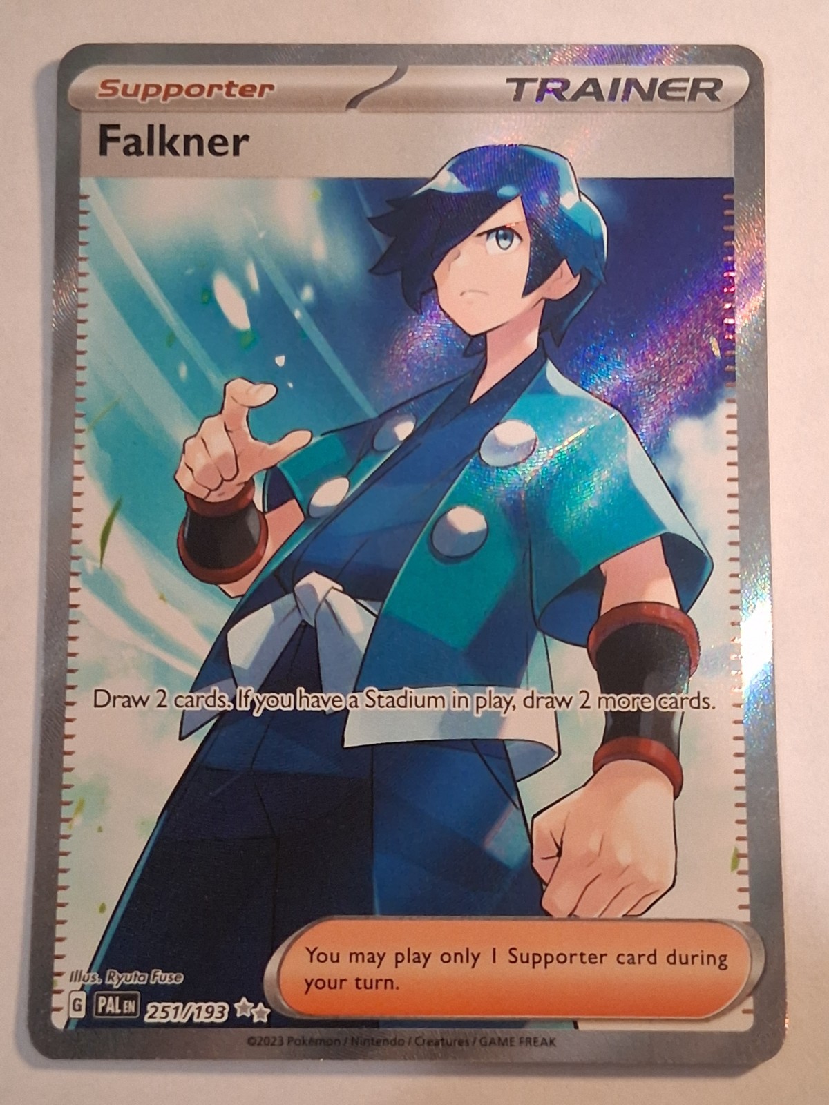 Falkner 251/193 Sv02: Paldea Evolved Holo