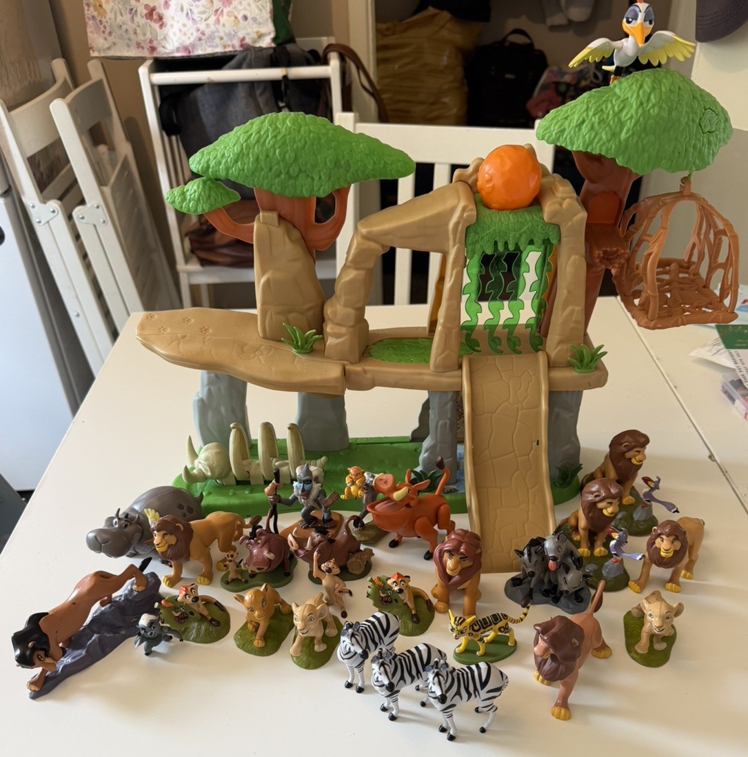 Il Re Leone/guardia Pride Land Playset con un sacco di personaggi pacchetto cicatrici iene