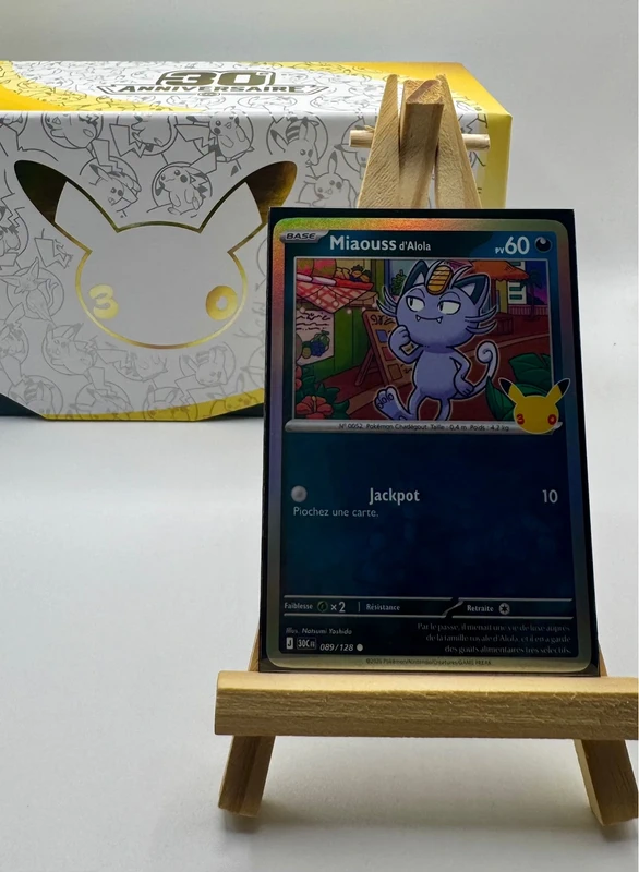 Carte Pokémon 30 ans Miaouss