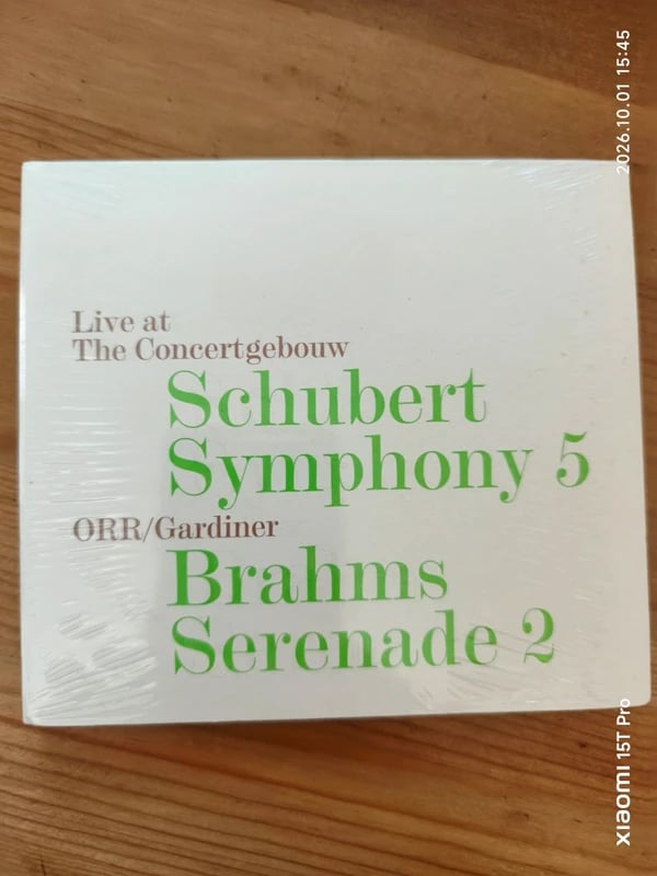CD Schubert Brahms - Symphony 5 Serenade 2 2018 classique romantique gardiner neuf