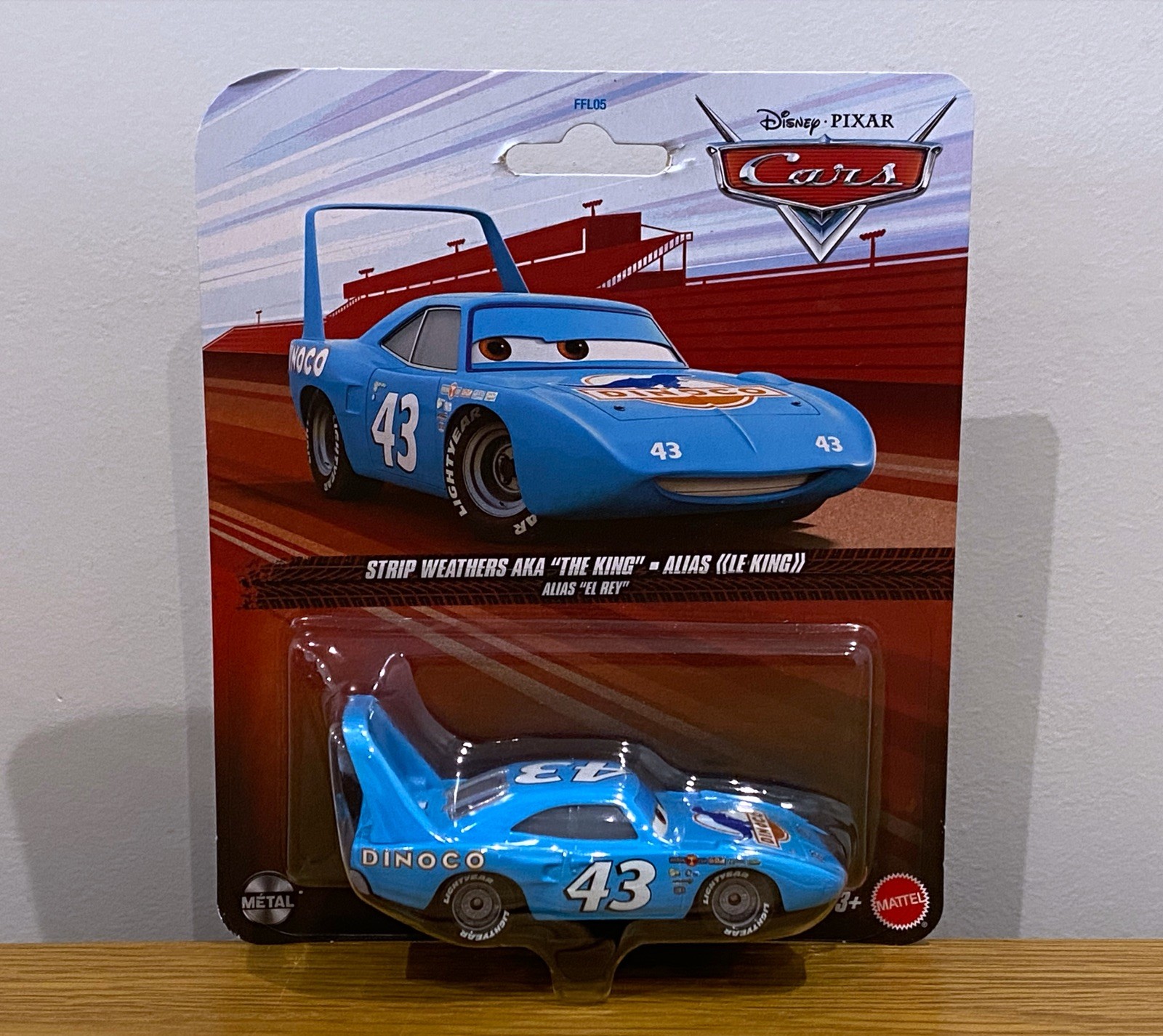 Disney Pixar Cars Strip Weathers “The King” Diecast 1:55 Scale New