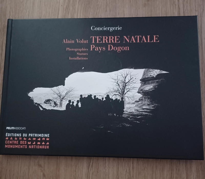 Terre natale , Pays Dogon - Alain Volut