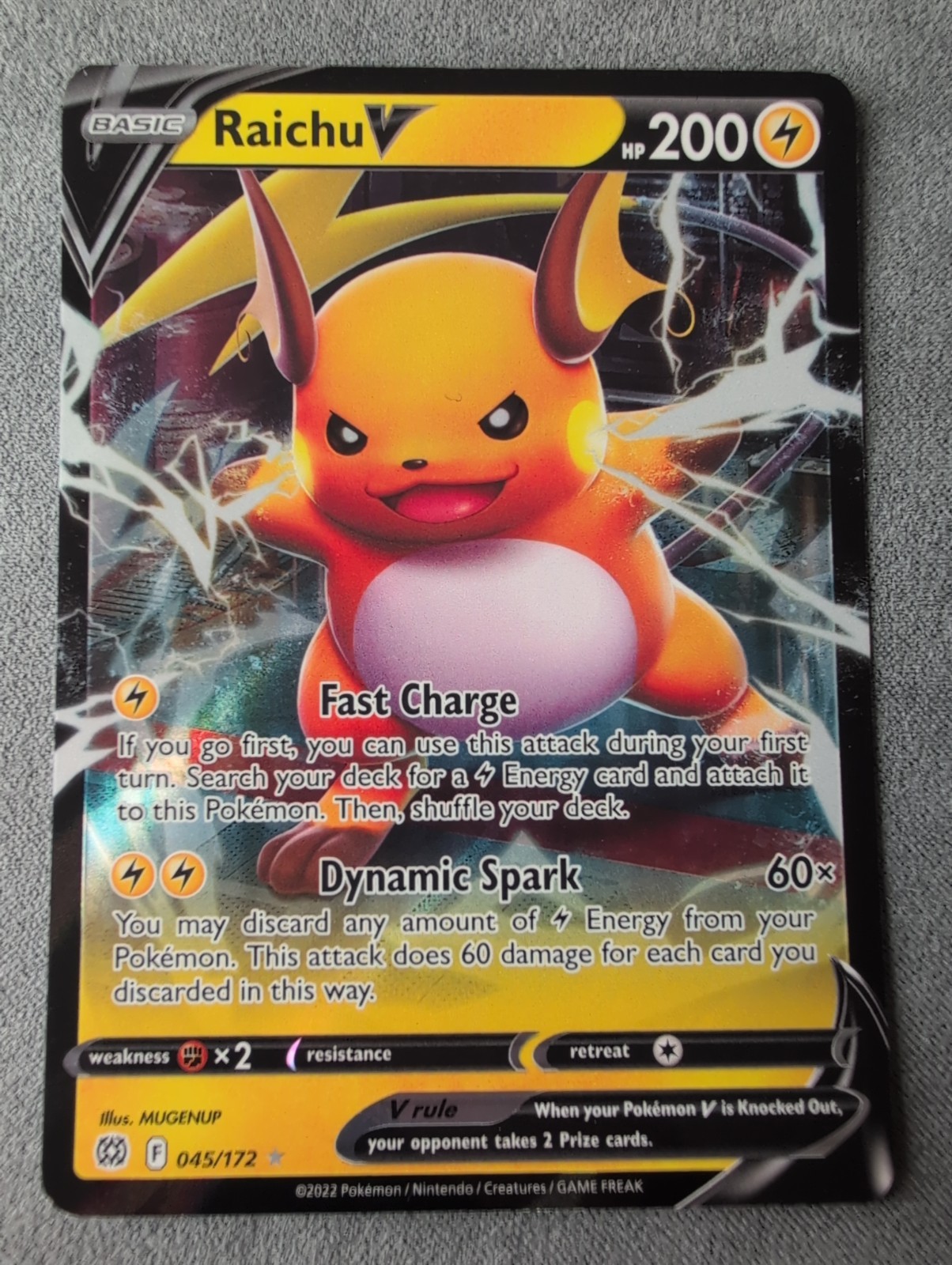Pokémon TCG Raichu v Brilliant Stars Holo Ultra Rare Card 045/172