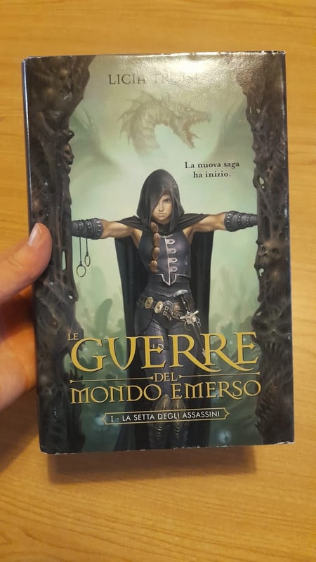 Licia Troisi – Le Guerre del Mondo Emerso 1: La setta degli assassini – Mondolibri