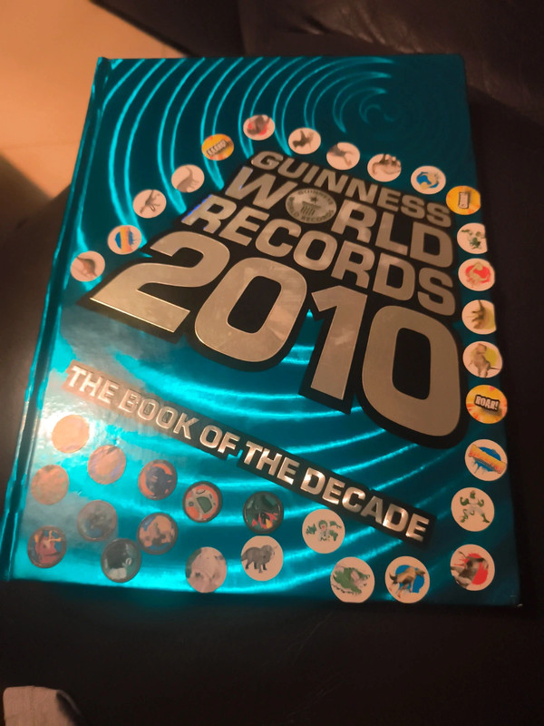 Hardback Guinness book of records 2010
