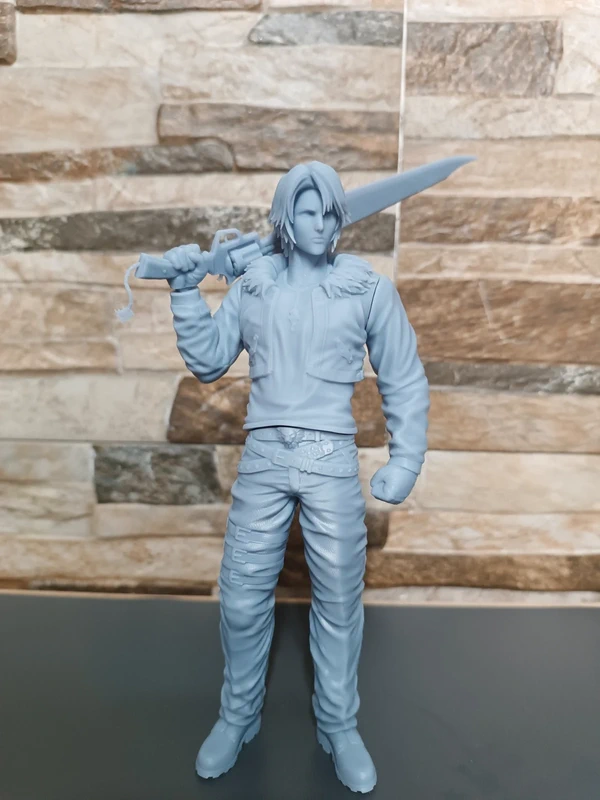 Figura de Resina de Squall el protagonista de FF VIII