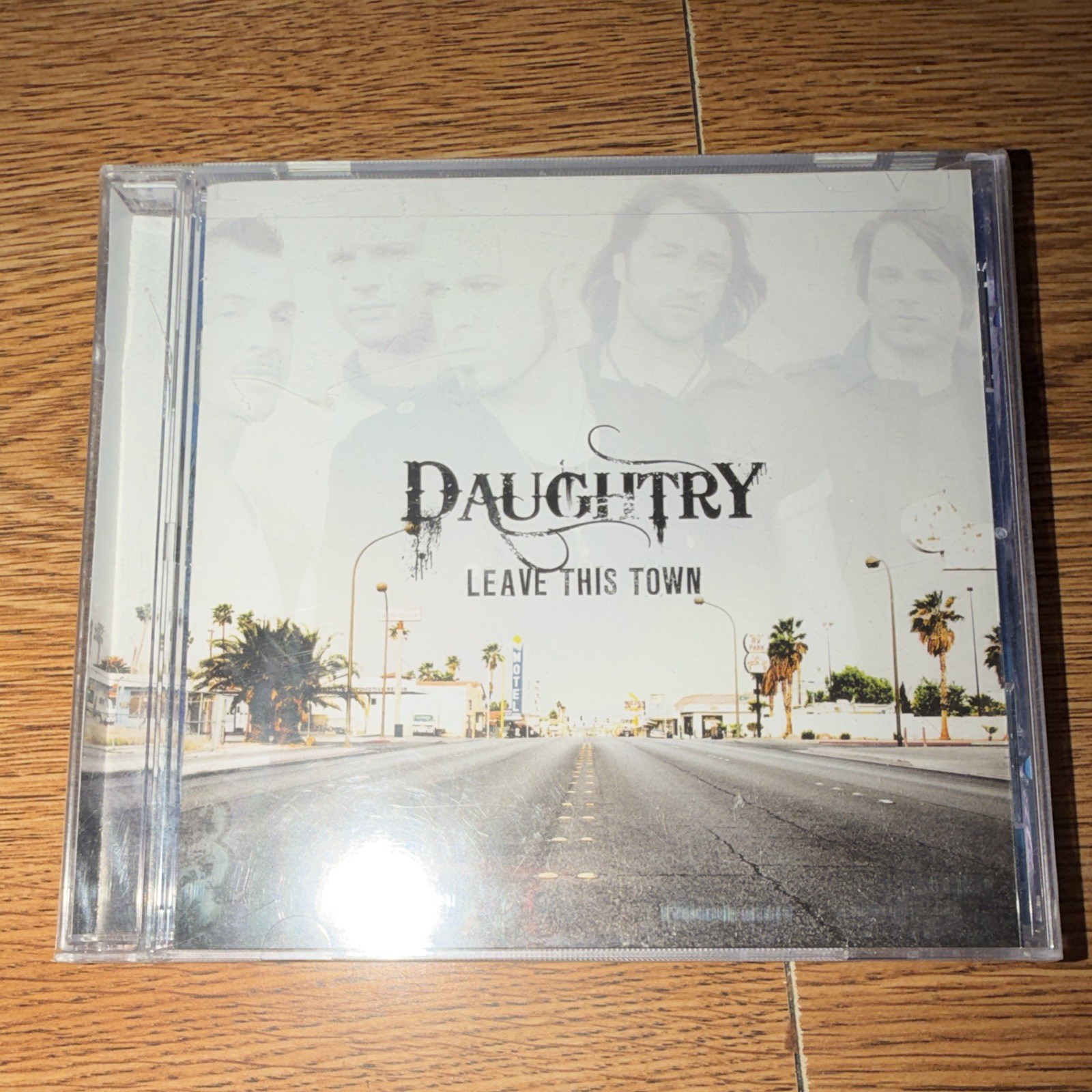 Daughtry Leave This Town CD 2009 Rock RCA 88697-53744-2 Jewel Case
