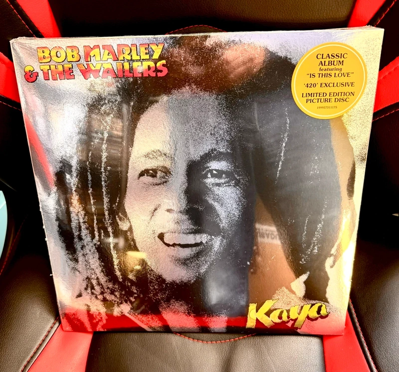Picture-Disc Vinyl Bob Marley LP Kaya