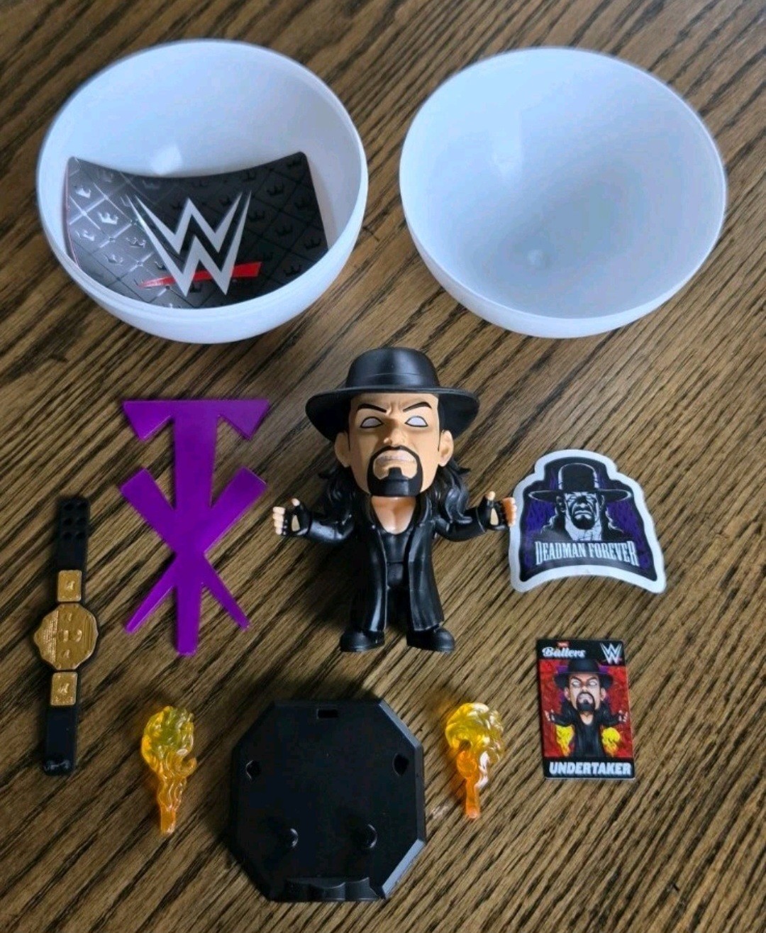 Figurina Zuru WWE Ballers Undertaker super rara 1/120, con cintura Championship