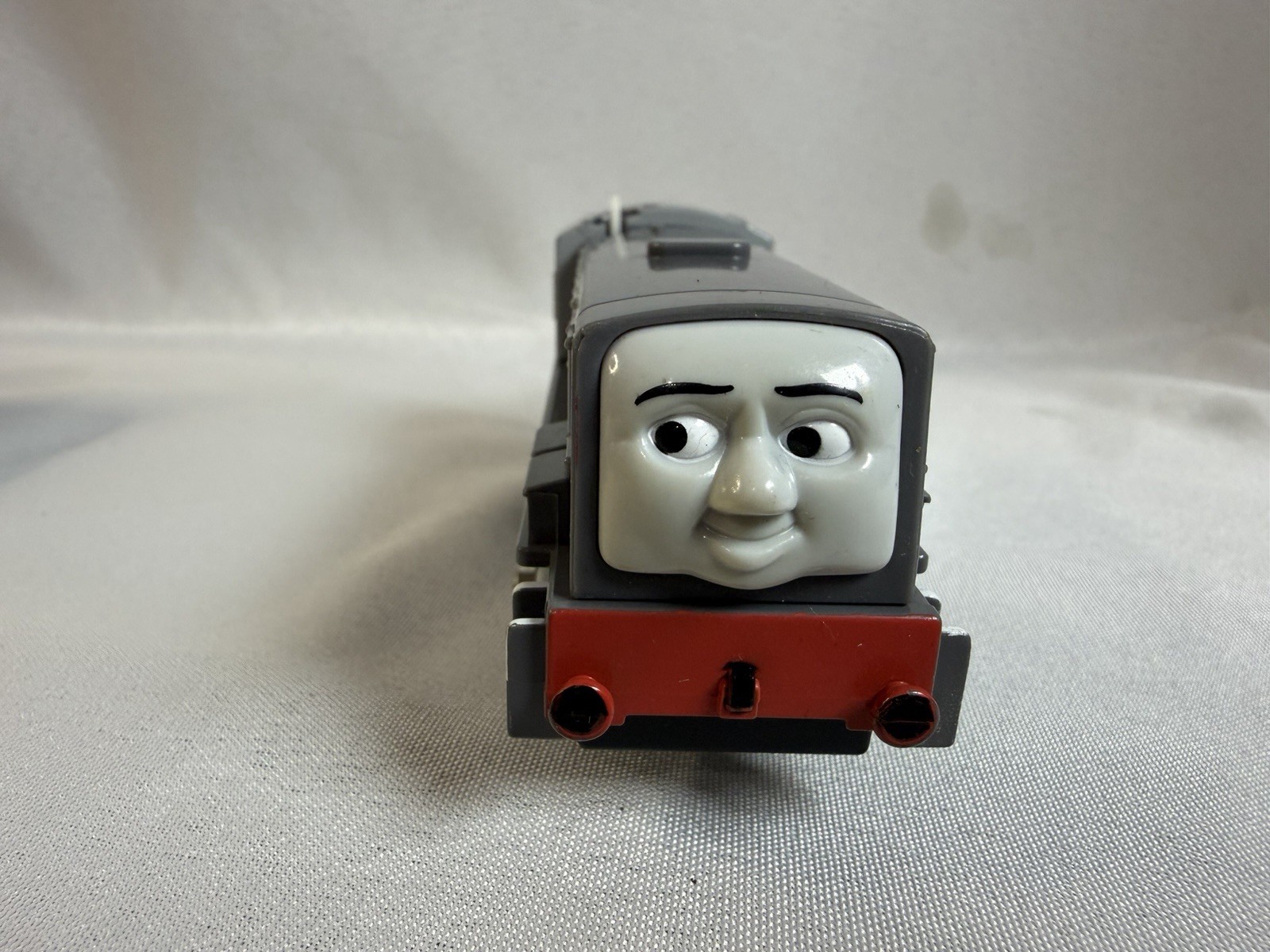 Motore treno vintage TOMY 2005 Thomas & Friends Trackmaster DENNIS con vagone merci