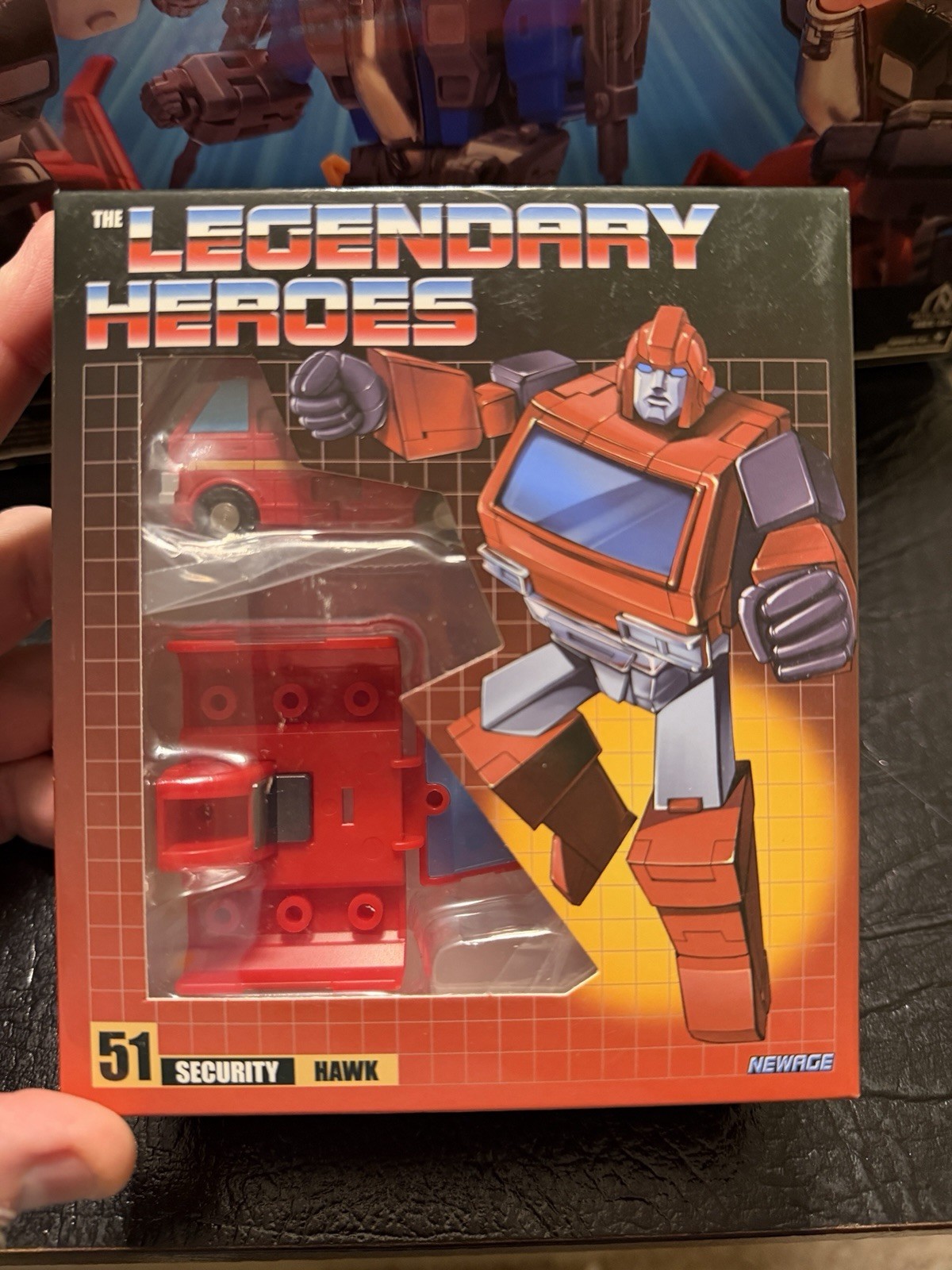 US Seller - newage legendary heroes Na-51 Hawk (Ironhide)