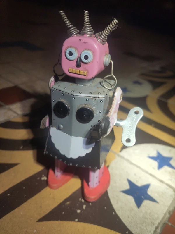 Roxy Robot en tôle St.John jouet de collection