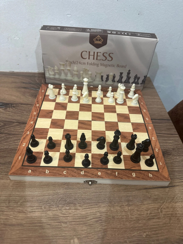Échiquier de 24 cms magnétique neuf