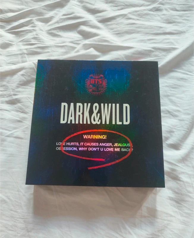 Album BTS Dark&Wild