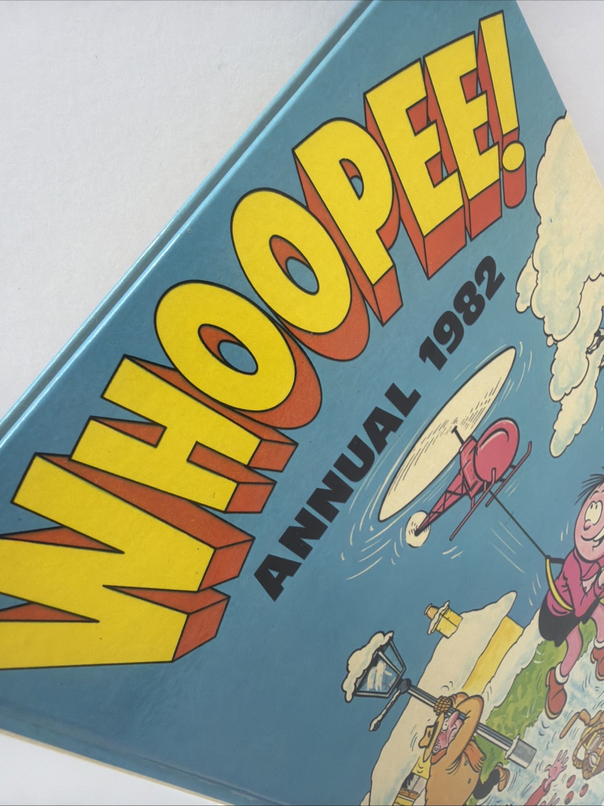 WHOOPEE! ANNUAL 1982 - VINTAGE NOSTAGIC GIFTS - CHRISTMAS ANNUALS