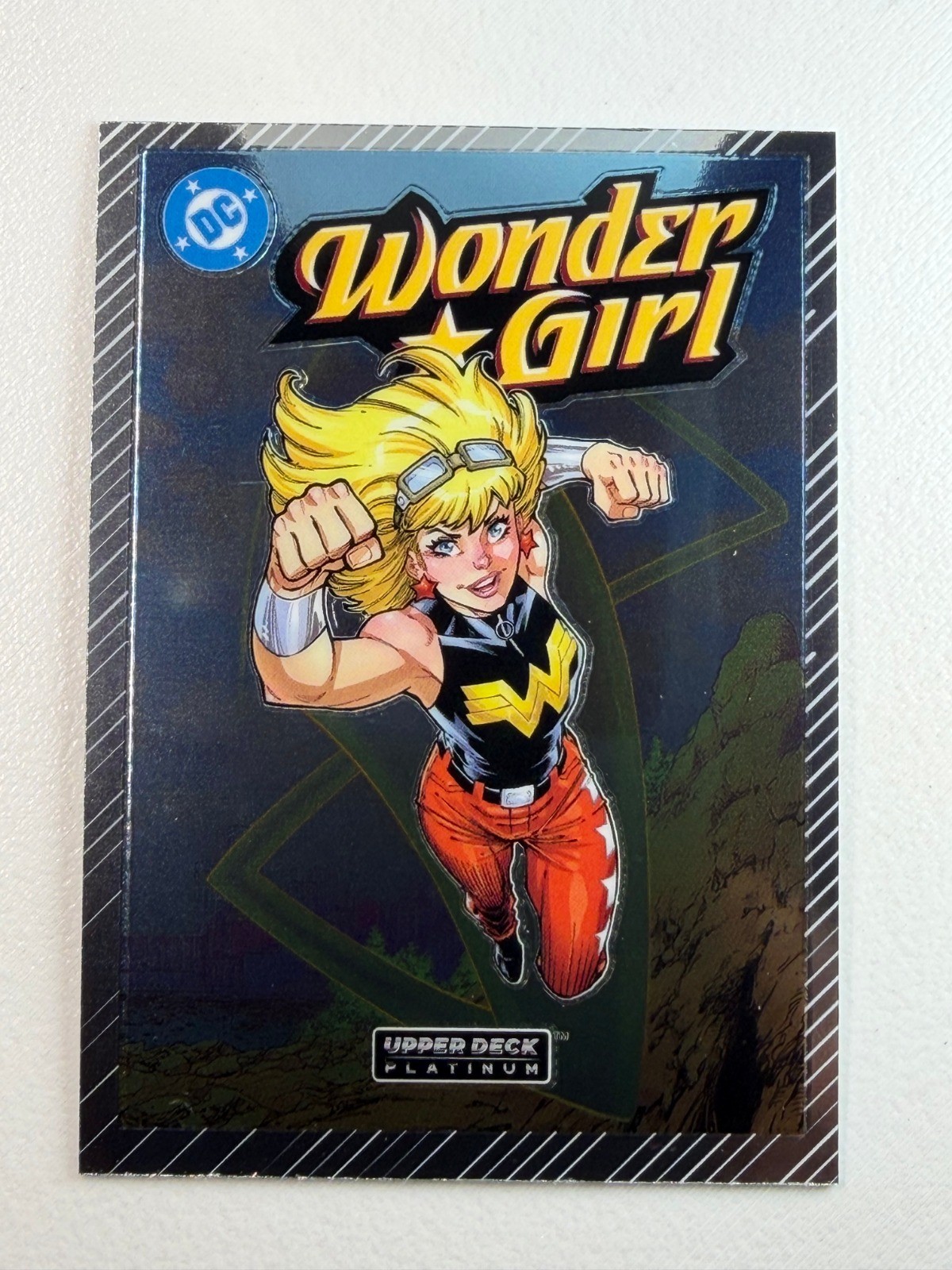 2026 Upper Deck DC Platinum - Wonder Girl Cover Variant VC22