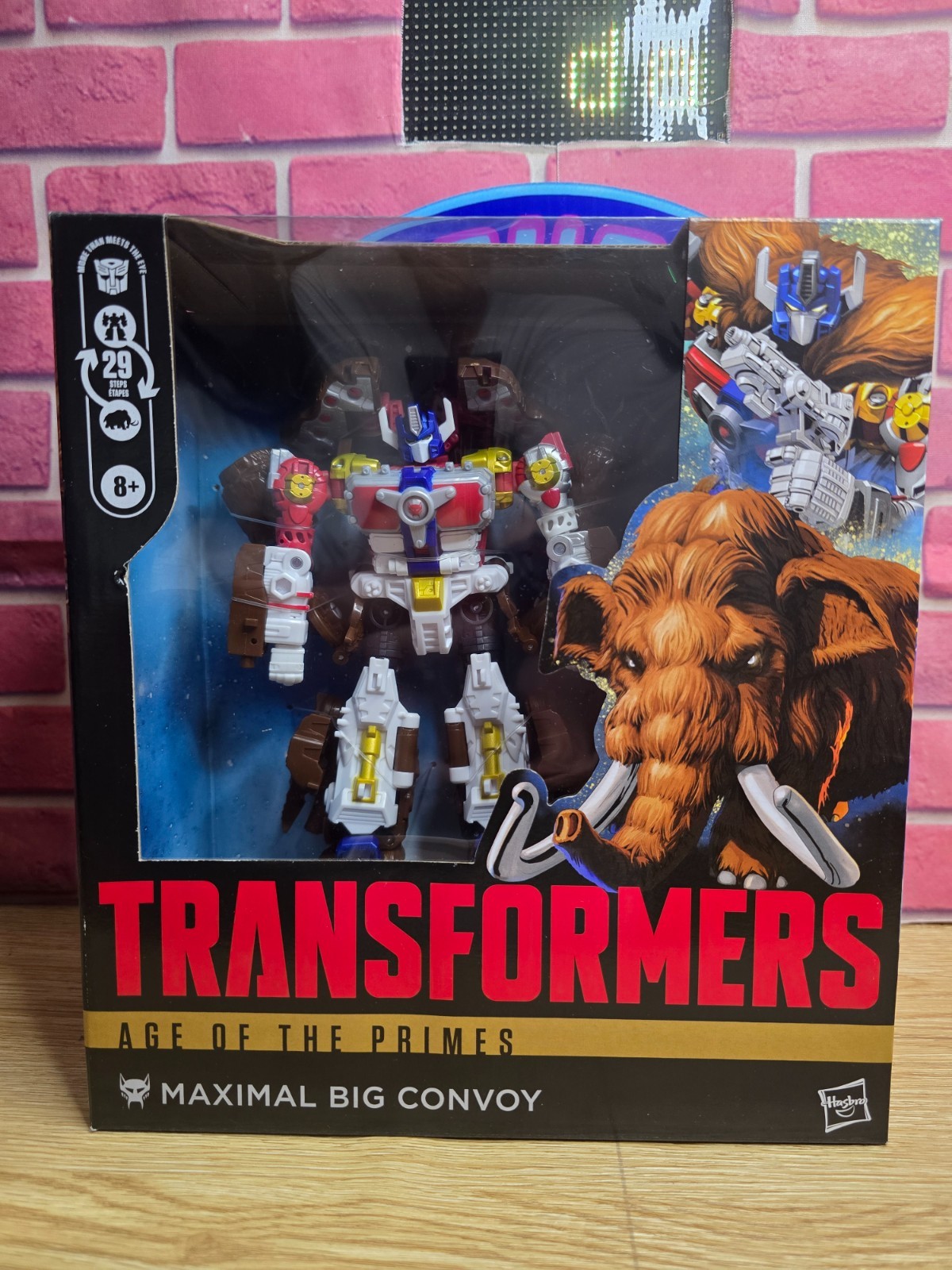 Hasbro Transformers Modellino Age Of The Primes Maximal Big Convoy 