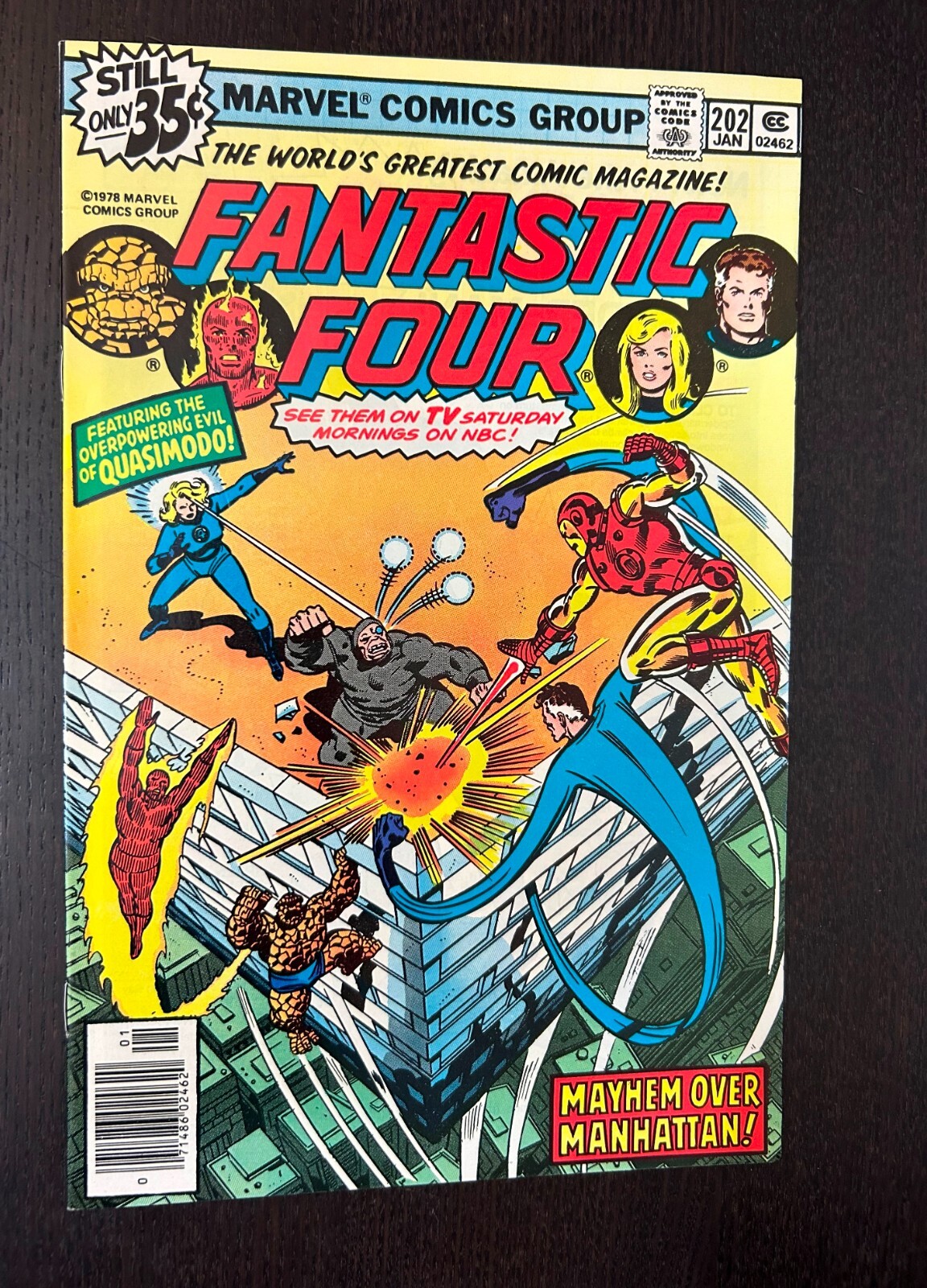 FANTASTIC FOUR #202 (Marvel Comics 1979) -- Bronze Age Superheroes -- NM-