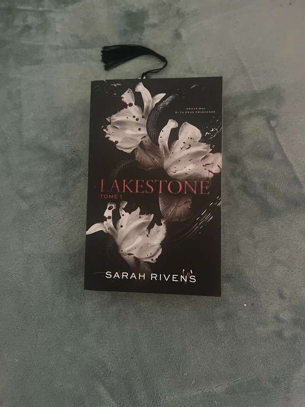 Lakestone