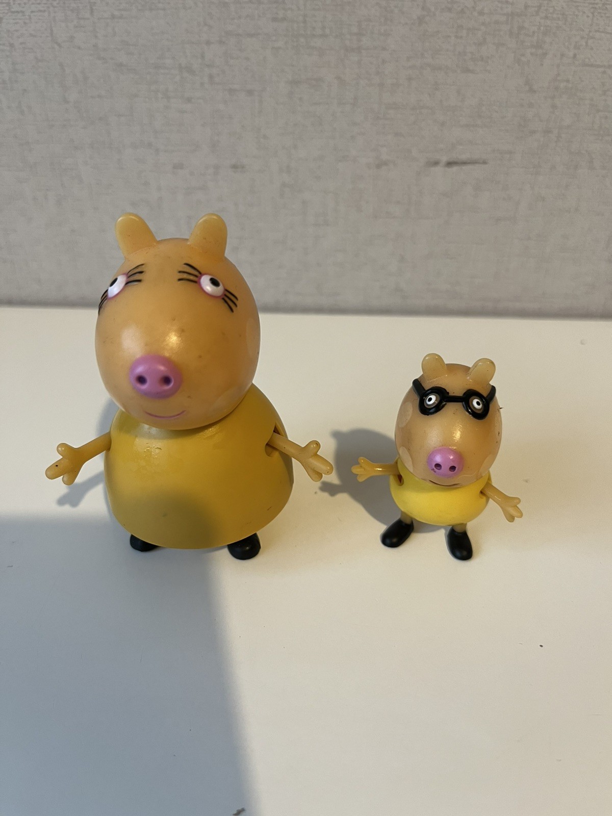 Peppa Pig Pedro Pony Figure And Pedro Mum Figure