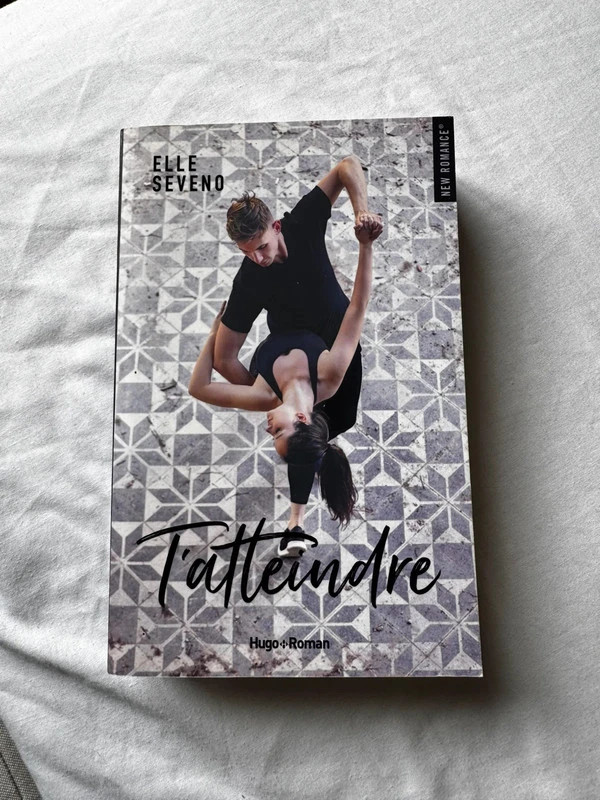 Livre broché t’atteindre Elle Seveno New romance