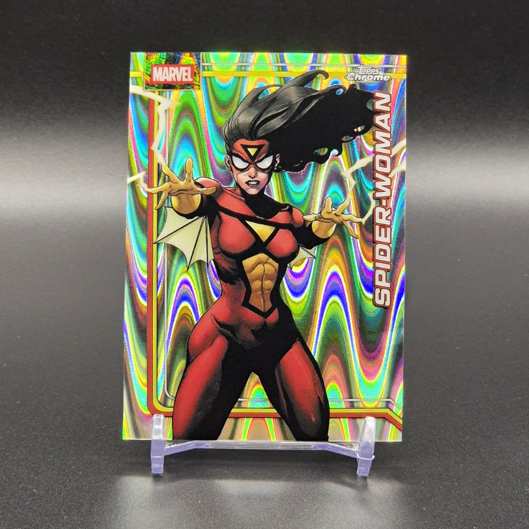 Topps Chrome Marvel Comics 2026 Spider-Woman #167 Raywave rifrattore parallelo