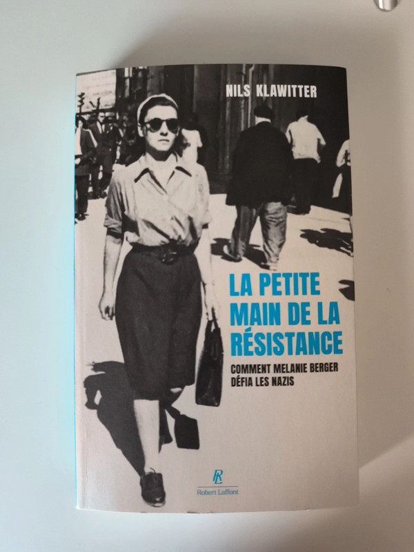 La petite main de la résistance de Nils Klawitter