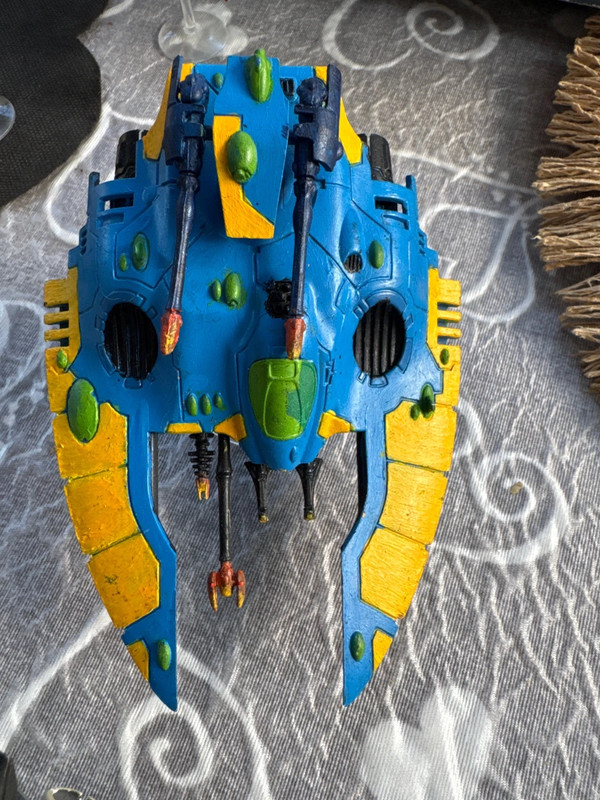 Lotto 3 carri eldar falcon warhammer 40k più basette originali