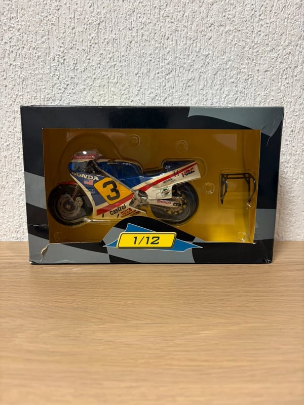 Honda 1/12 Freddie Spencer