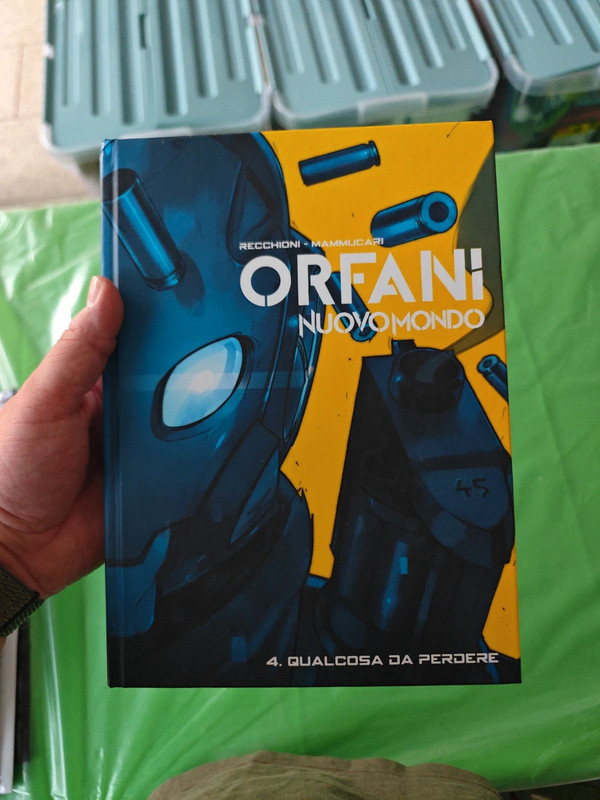 Orfani nuovo mondo cartonato volume 4