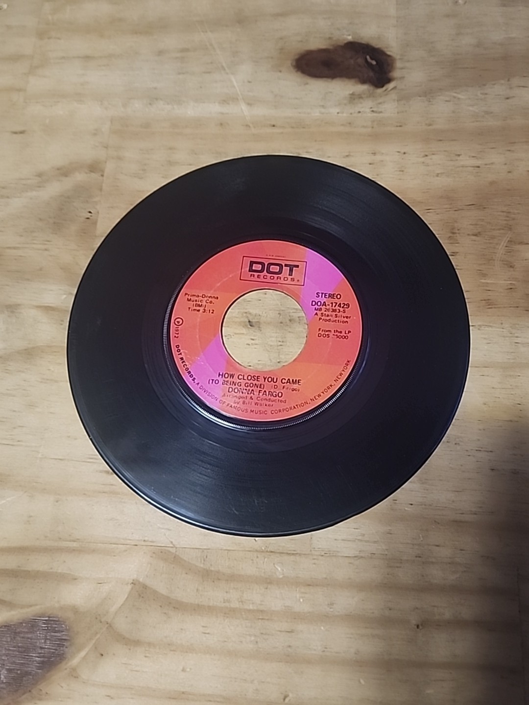 Donna Fargo - Funny Face/How Close You Came 7" Vinyl Record 45RPM Dot Records 