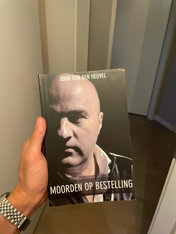 Moorden op bestelling- John van den heuvel
