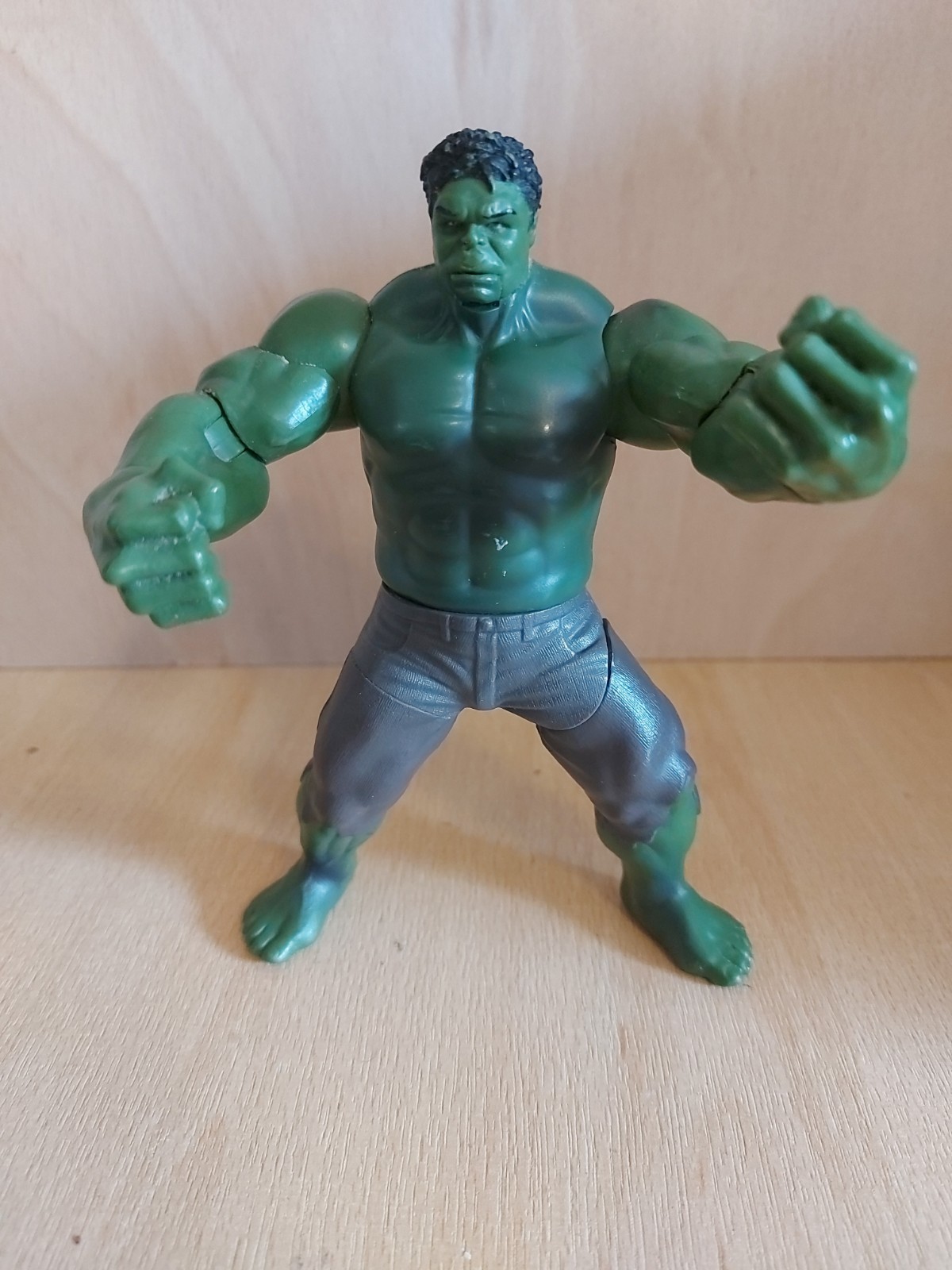 2013 Hasbro Marvel The Incredible Hulk 4.5” Action Figure Avengers