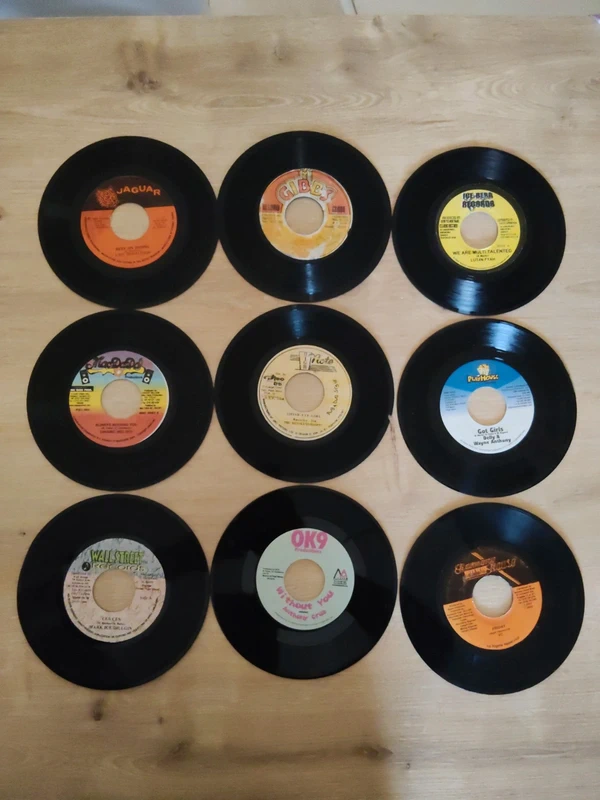 9 x reggae newroots tune