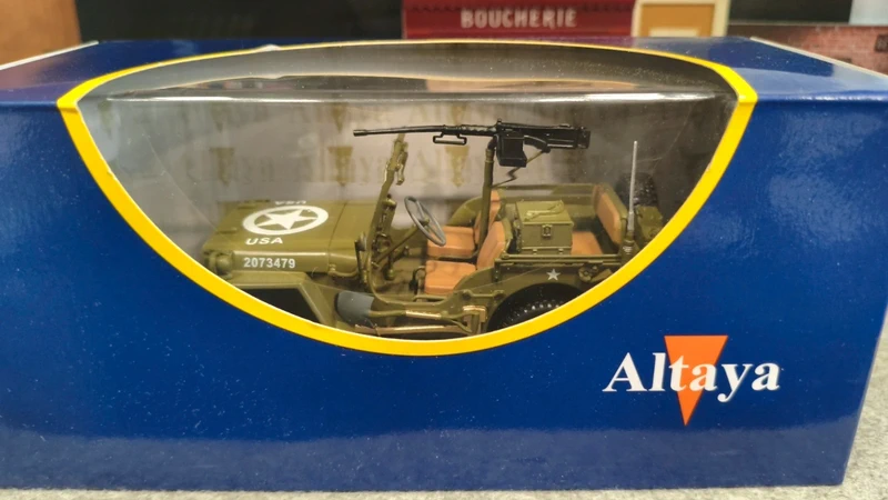 Jeep militar 1/24