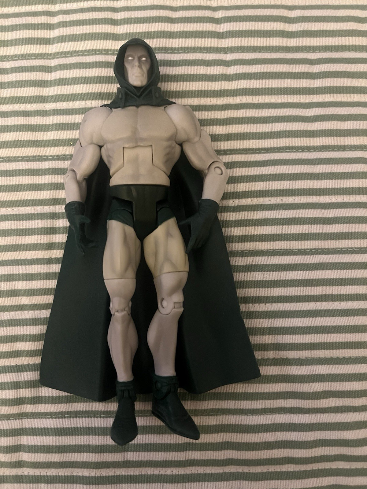 DC UNIVERSE CLASSICS 75 ANNI DI SUPERPOTERE. ACTION FIGURE THE SPECTRE 6".
