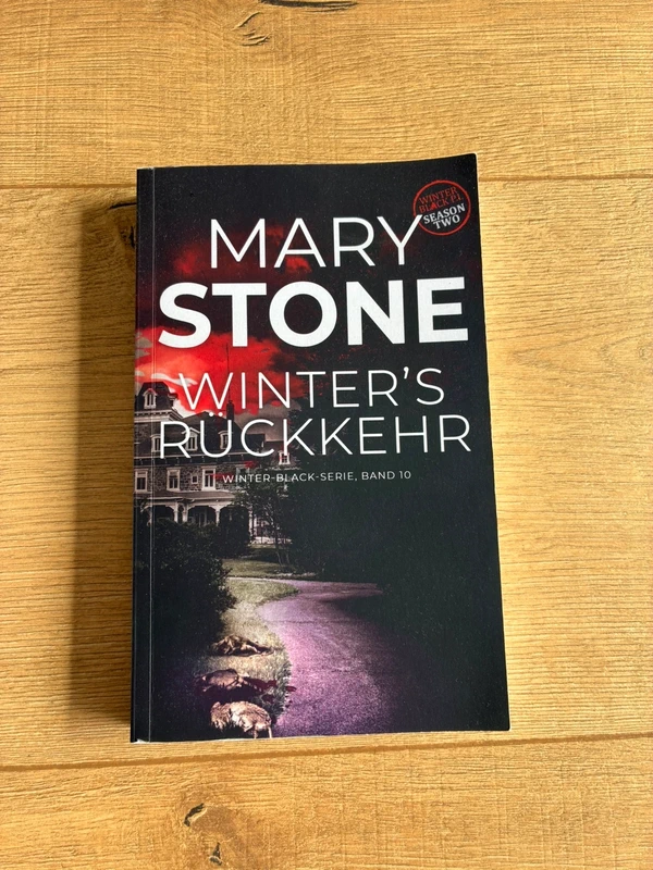 Mary Stone, Winters Rückkehr, Winter Black-Reihe Teil 10