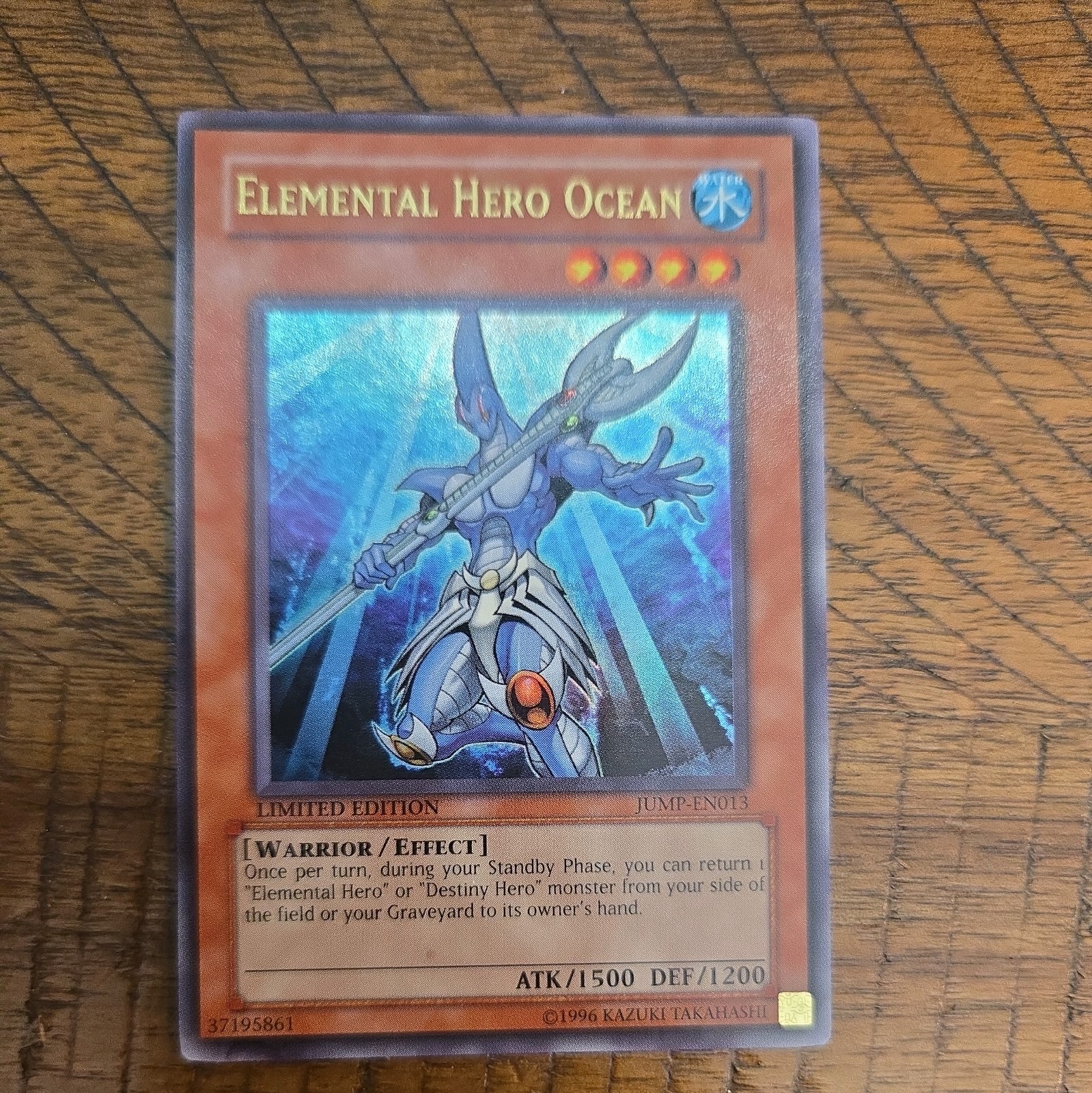 Elemental Hero Ocean JUMP-EN013 Edizione Limitata Near Mint.