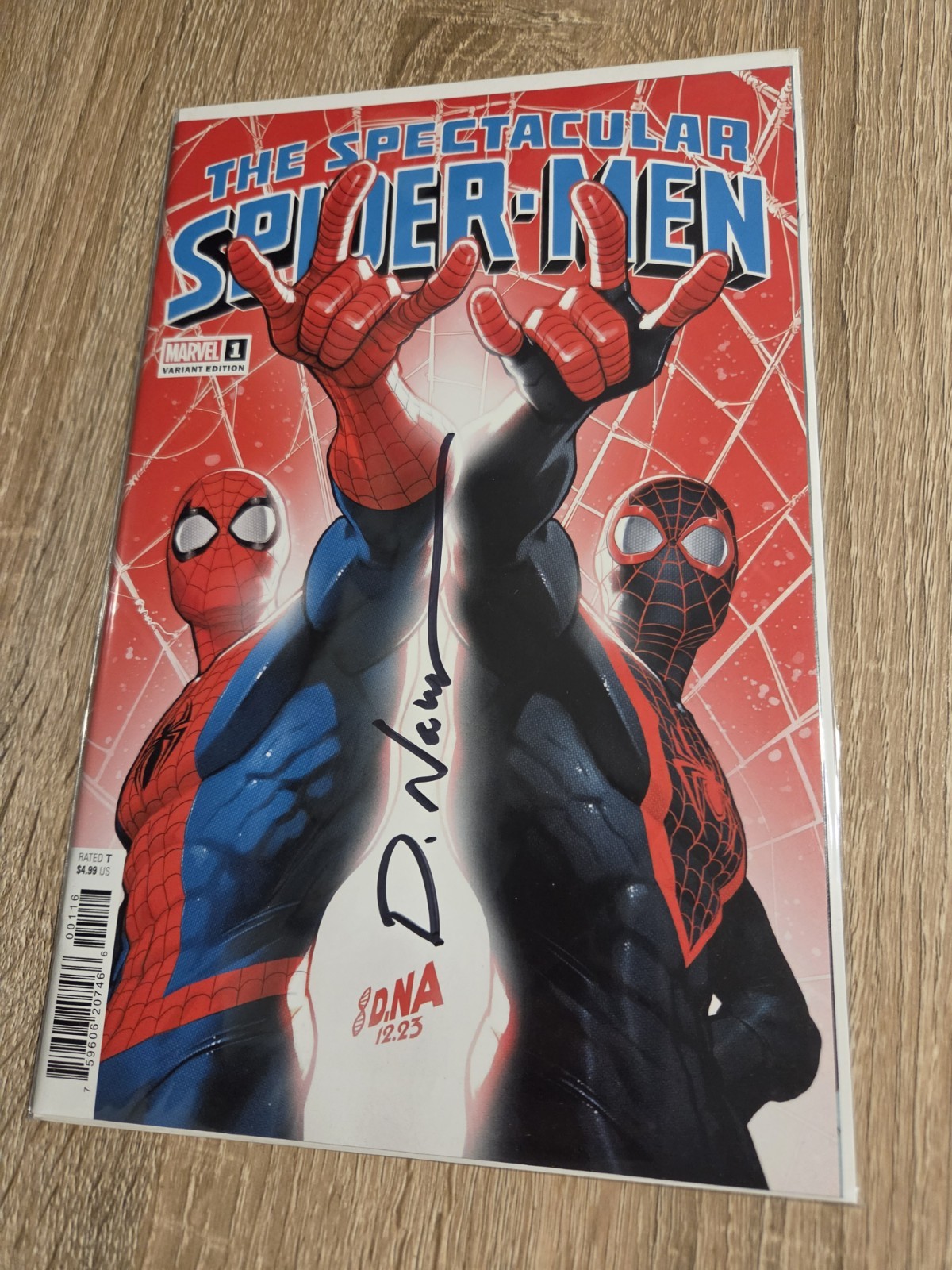 The Spectacular Spider-Men 1  2024 David Nakayama 1:25 Variant SIGNED W COA