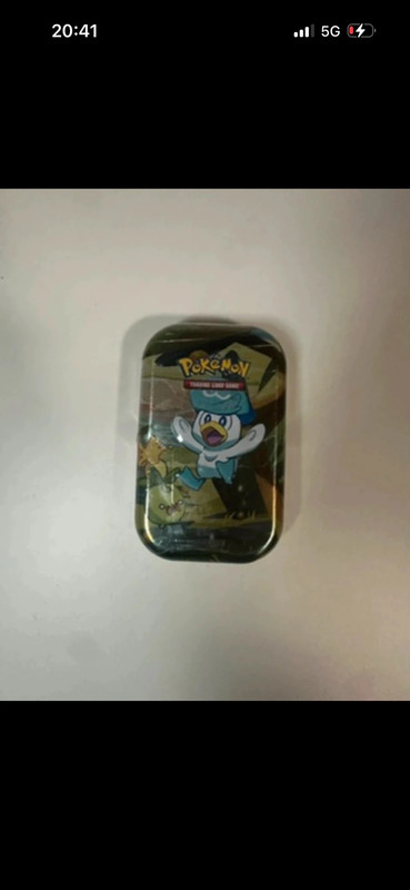 Mini tin amici di paldea