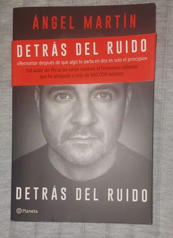Libro "Detrás del ruido" - Ángel Martín (Nuevo)