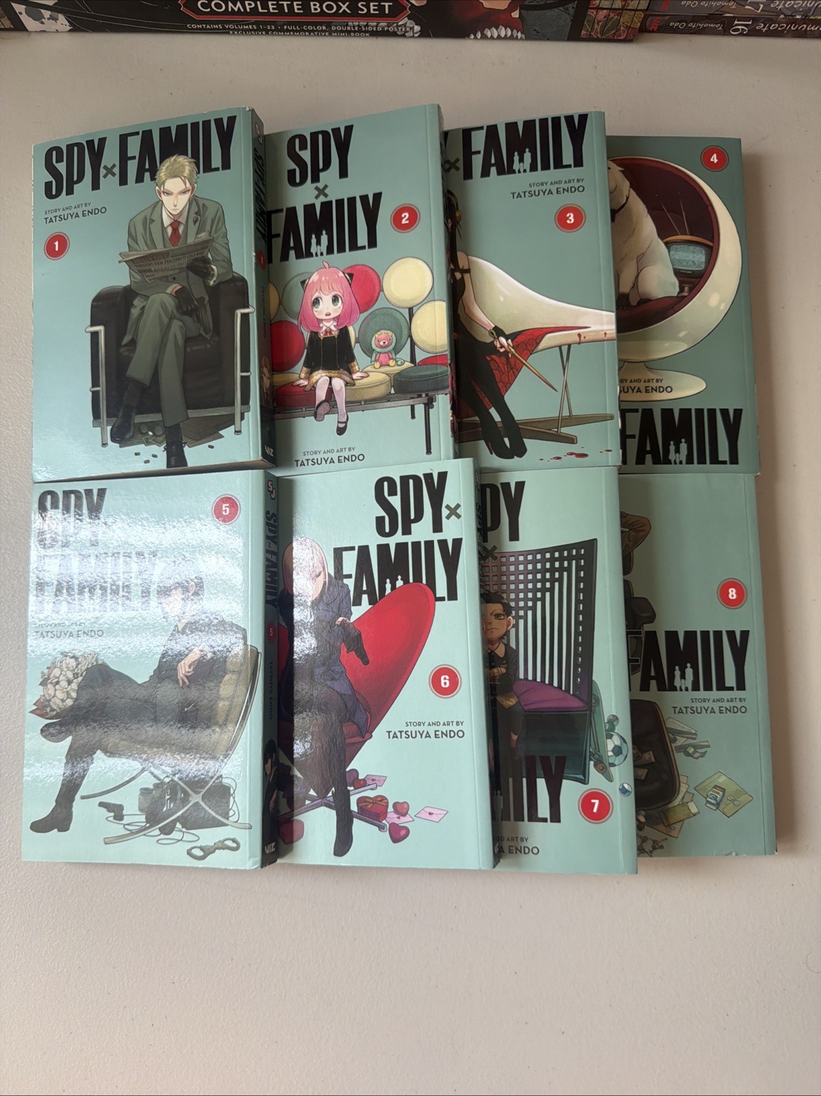 VIZ Media Spy x Family Manga Lotto Vol 1-8 Inglese