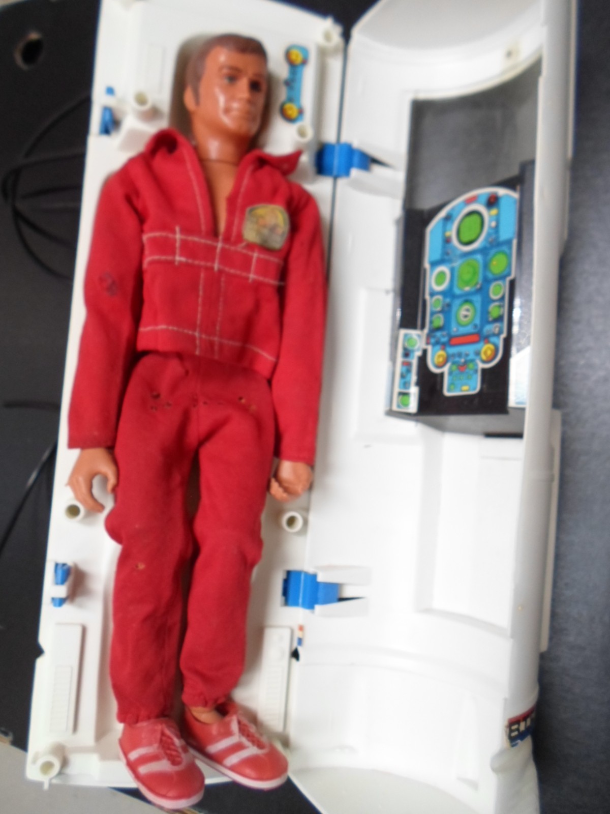 Vintage kenner Six Million Dollar Man 13" Action Figure and Rocket SEE PHOTOS