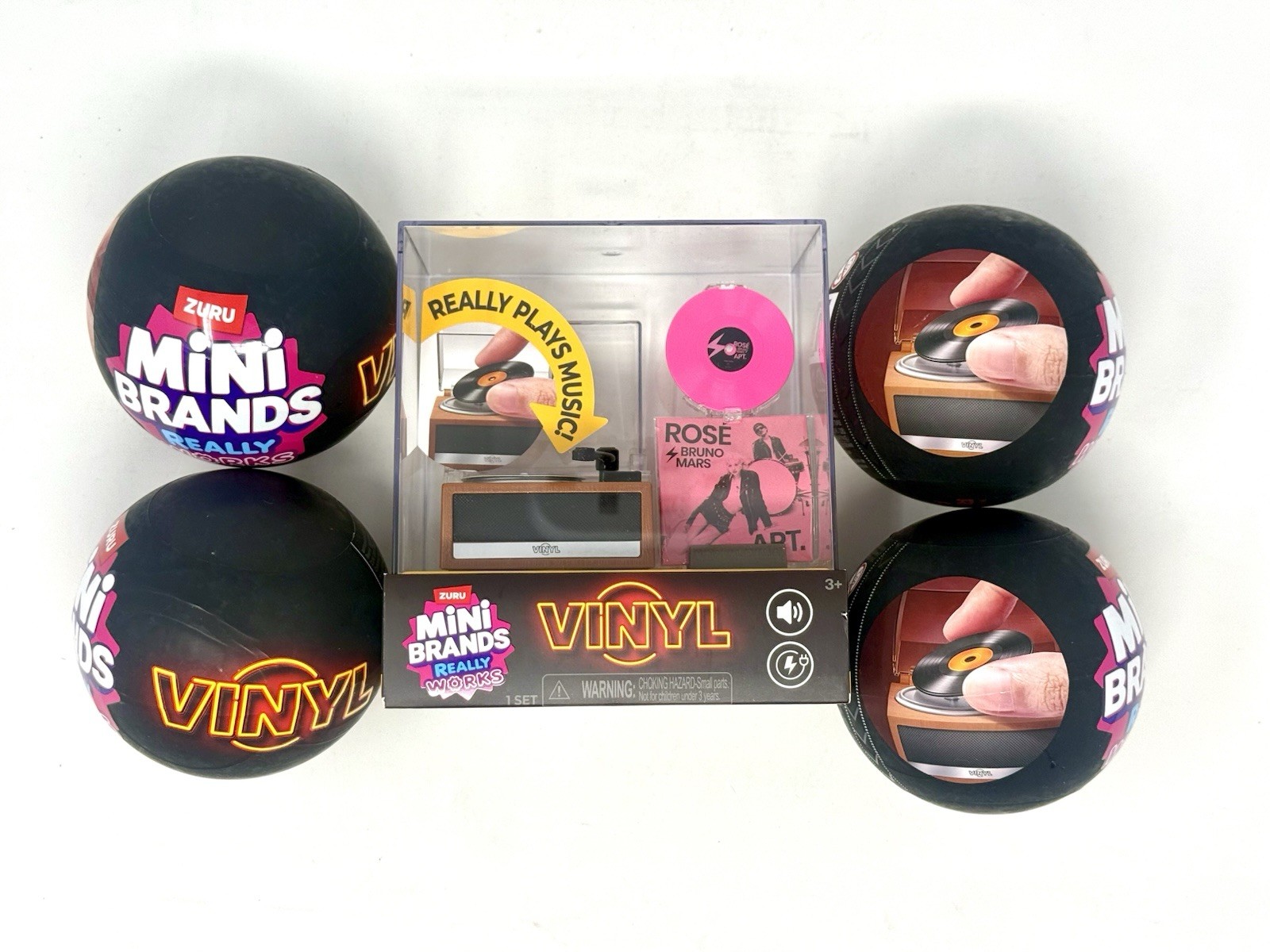 Zuru Mini Brands giradischi davvero funzionante e QUATTRO capsule in vinile confezione da 4 *NUOVO*