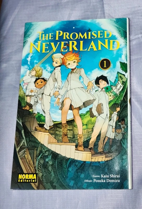 The Promise Neverland- Mangas 1, 2, 5, 6, 7 y 9