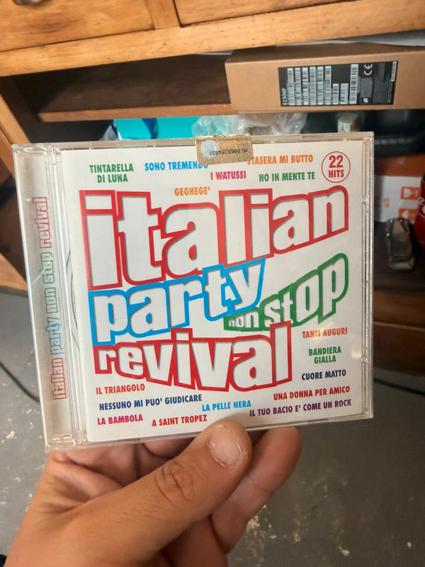 Cd Italia party