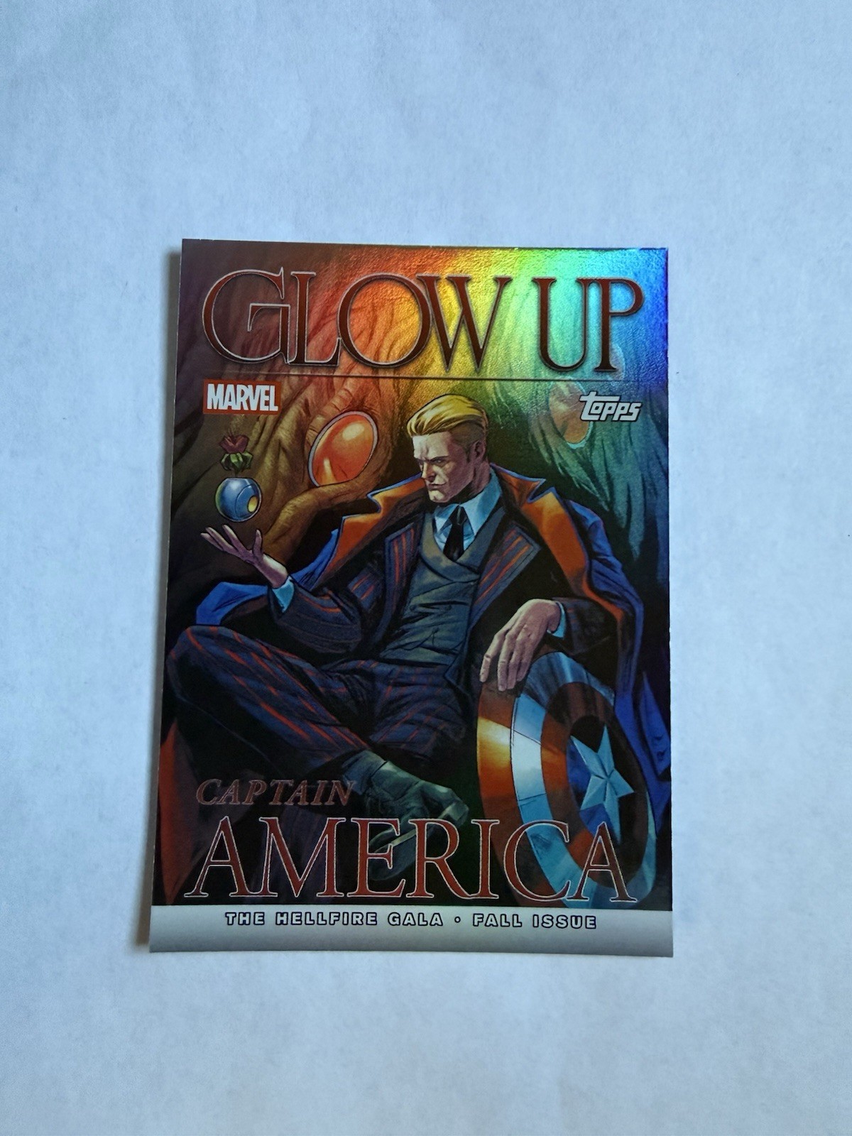 2026 Topps Marvel Glow Up Captain America rifrattore #GU-15